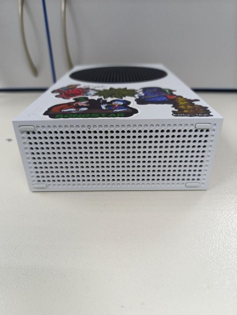 Дешево Microsoft xbox series s 512gb з ломбарду