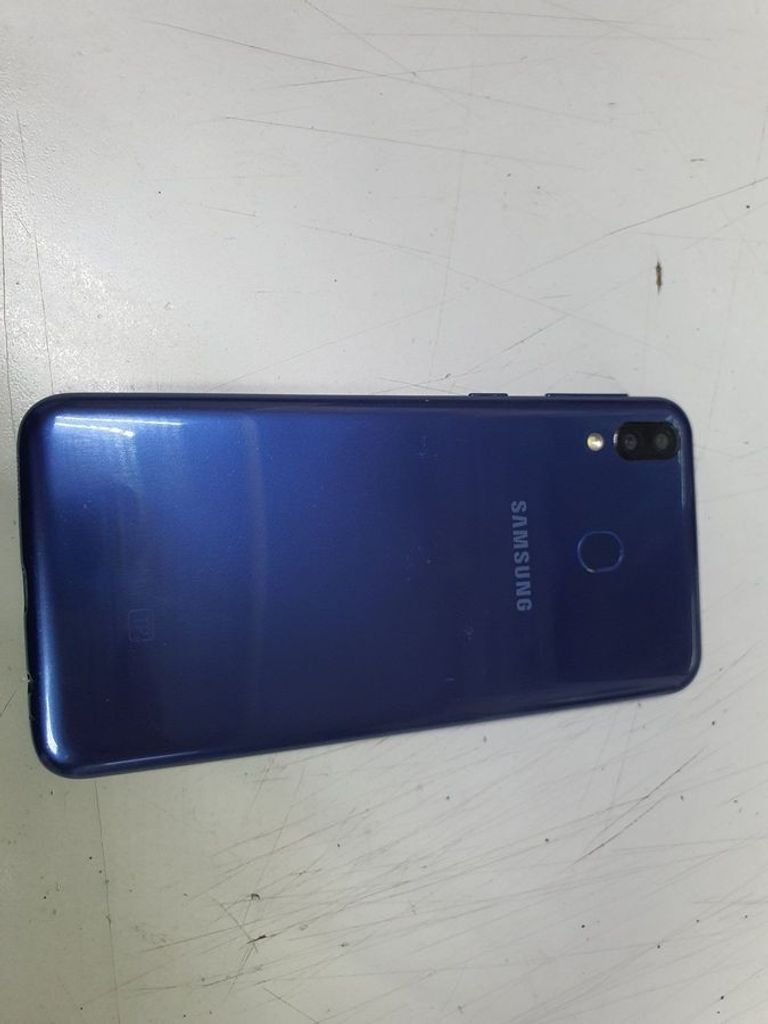 Оголошення Samsung galaxy m20 4/64gb Б/У