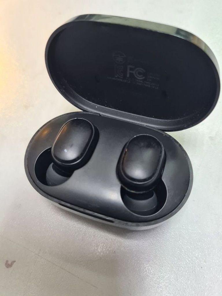 Купити Xiaomi mi true wireless earbuds basic 2s Б/У