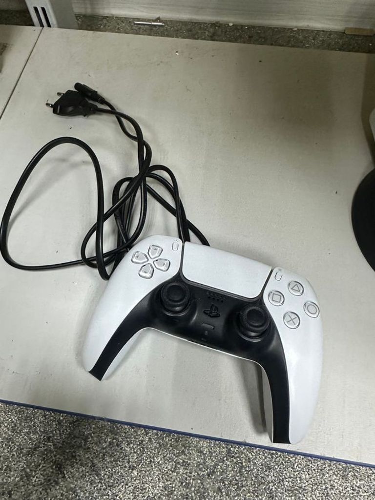 Купити Sony PlayStation 5 825GB Б/У