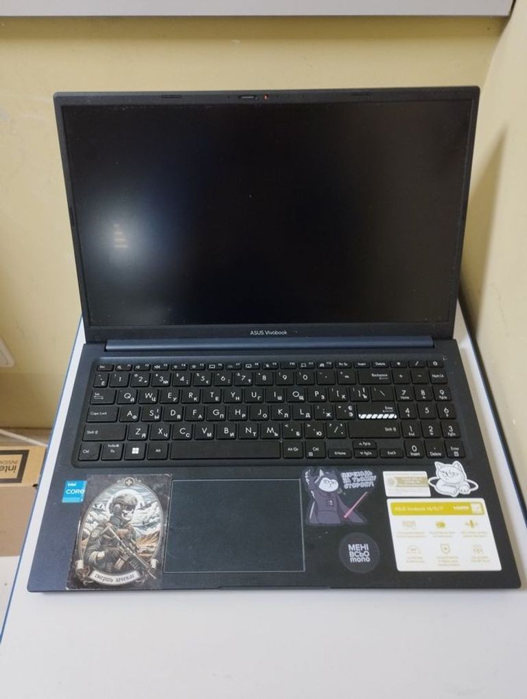 Купити Asus 15/core i3-1215u ddr5/8gb ddr5/hdd *відсутній/ssd 512 gb/*інтегрована Б/У