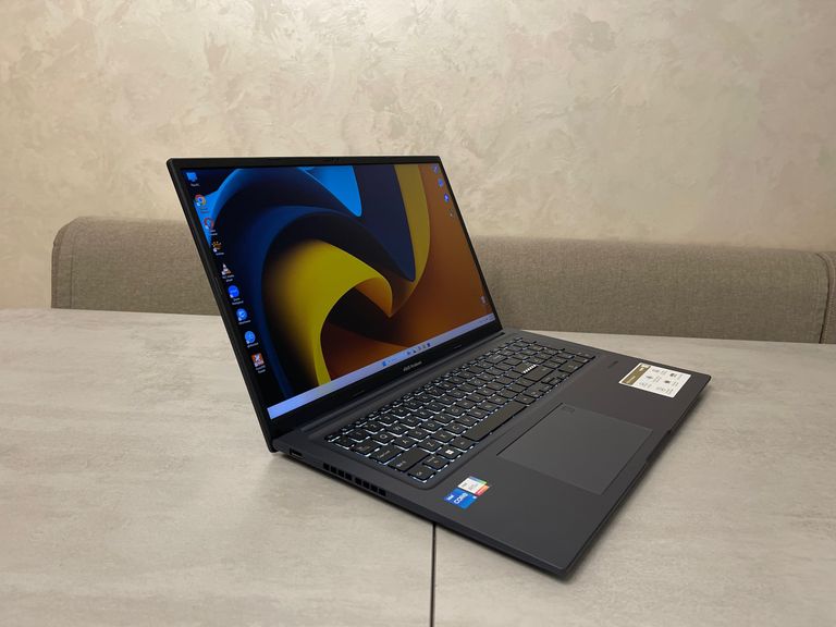 Дешево Ноутбук ASUS Vivobook K1703Z, 17.3" FHD IPS, i5-12500H, 12GB, 256GB SSD з ломбарду