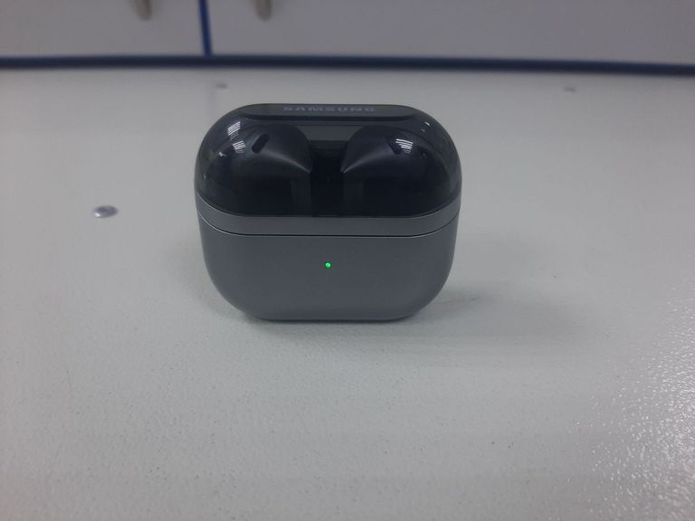 Купить Samsung galaxy buds3 Б/У