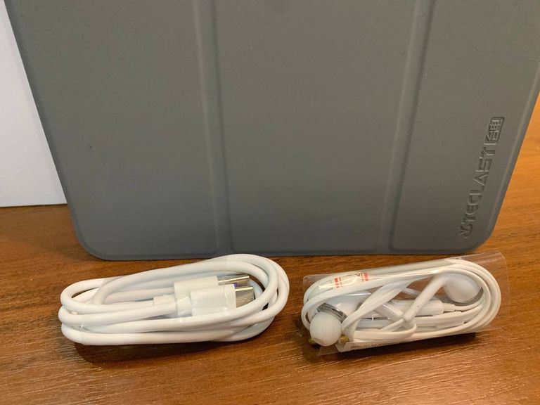 Дешиво Teclast T60 Plus 6/128GB LTE Gray с ломбарда