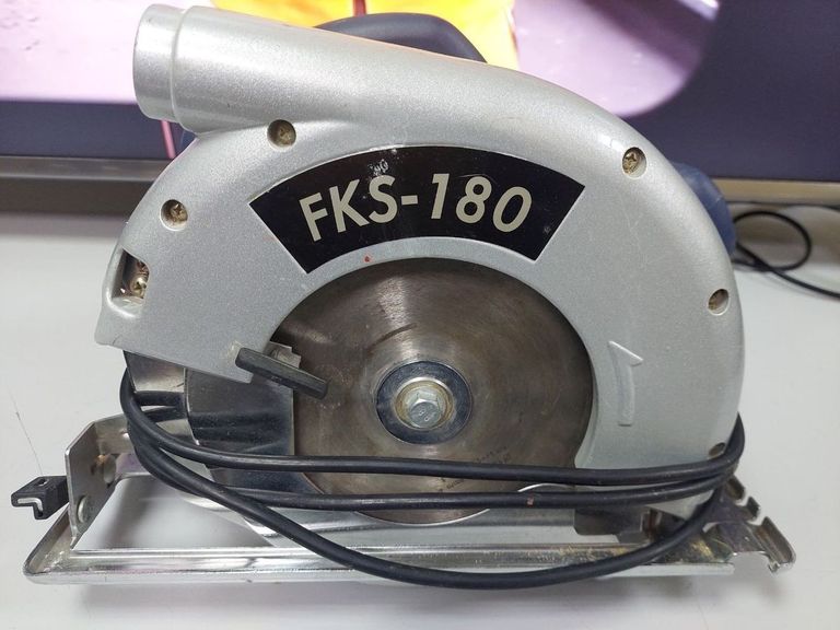 Купити Ferm fks-180 Б/У