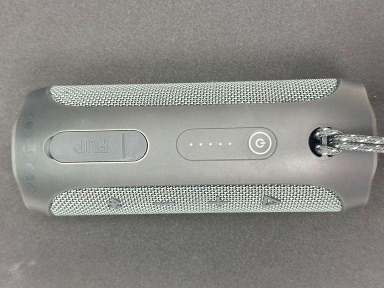 Купить Jbl Flip Essential 2 Black (JBLFLIPES2) Б/У