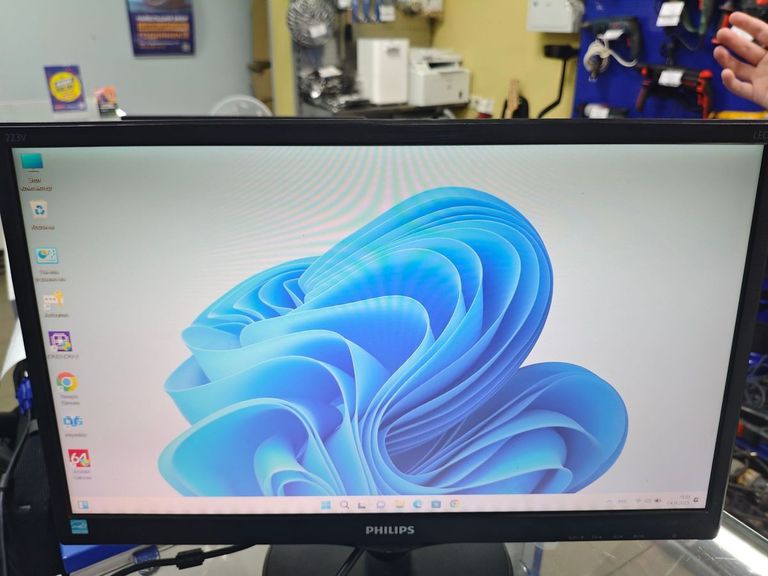 Купить Philips 223v5lsb/00/01 Б/У