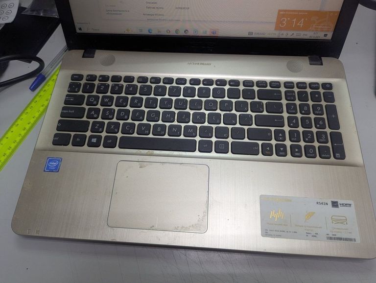 Объявление Asus 15/celeron n3350 ddr3/4gb ddr3/hdd 400 gb/ssd *відсутній/*інтегрована Б/У