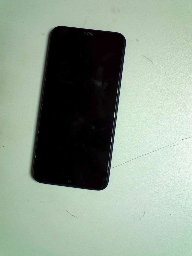 Купити Xiaomi Redmi 8 4/64GB Black Б/У