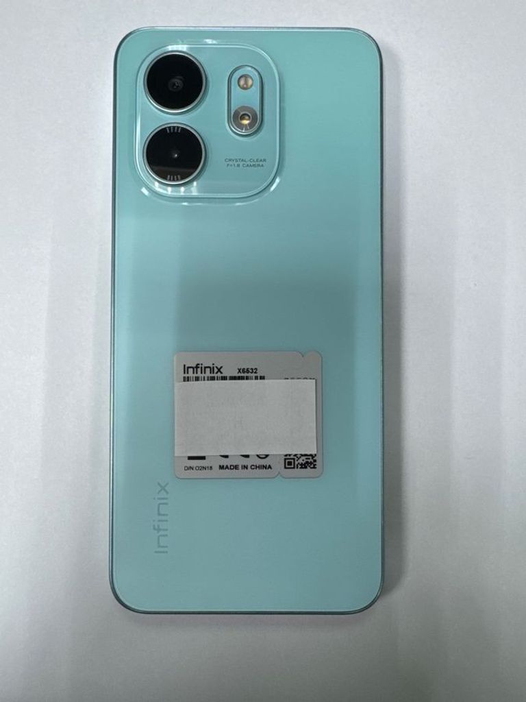 Дешиво Infinix Smart 9 4/128GB Metallic Black с ломбарда