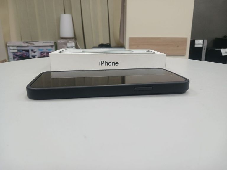 Дешево Apple iPhone 15 Plus 128GB Black з ломбарду