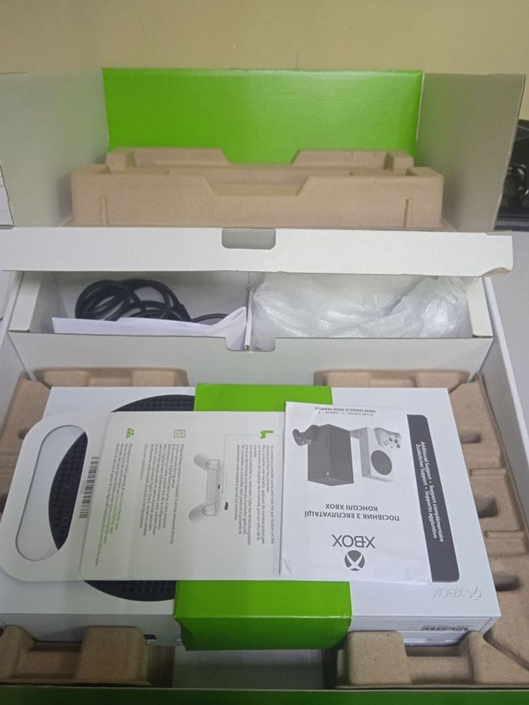 Microsoft Xbox Series S 512GB (889842651386) Код:01-200795668. Изображение 6