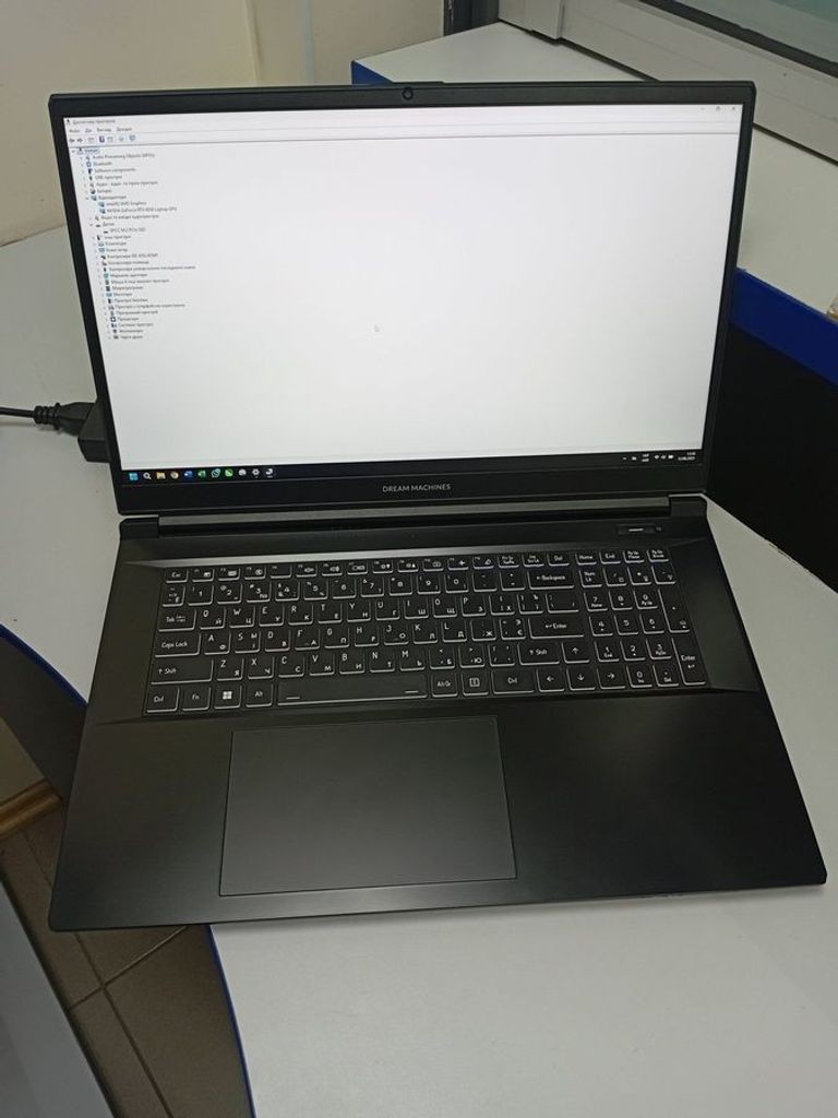 Объявление Dream Machines core i7-13620h ddr5/32gb ddr5/ssd 1000 gb/geforce rtx4050 6gb Б/У
