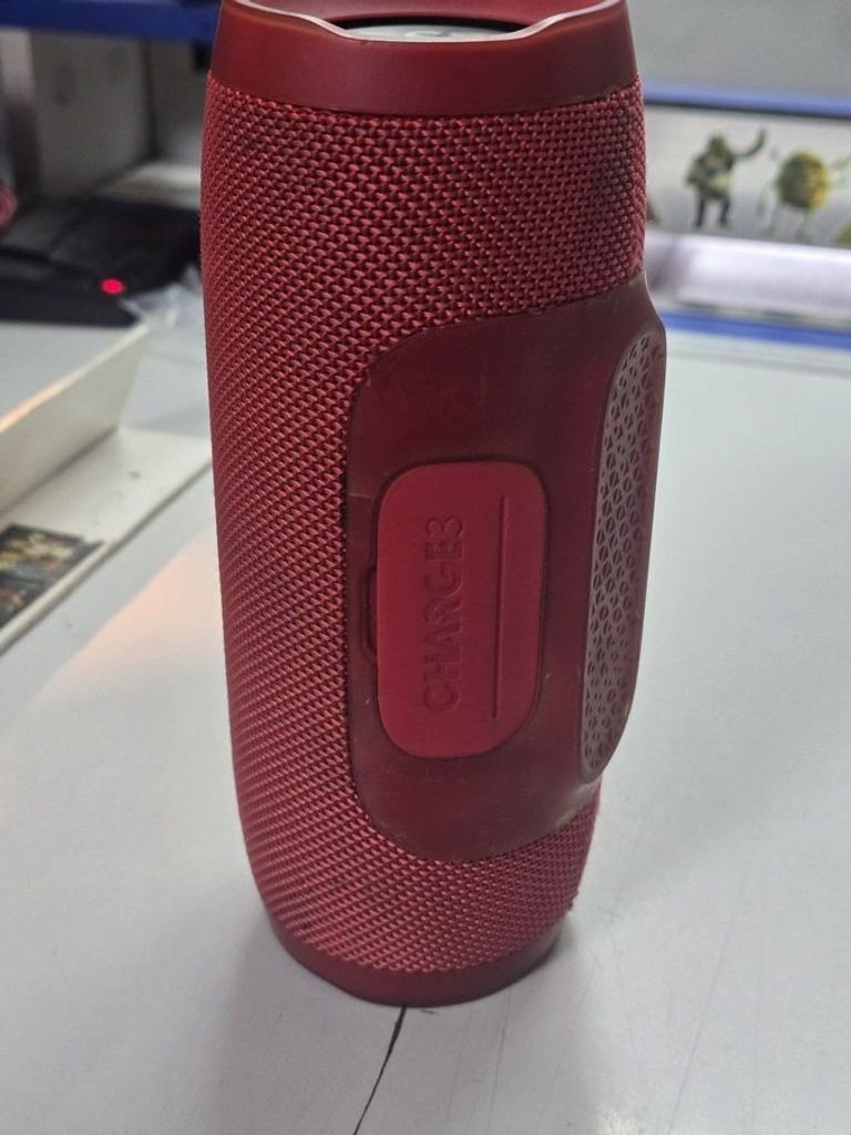 Дешево Jbl charge 3 з ломбарду