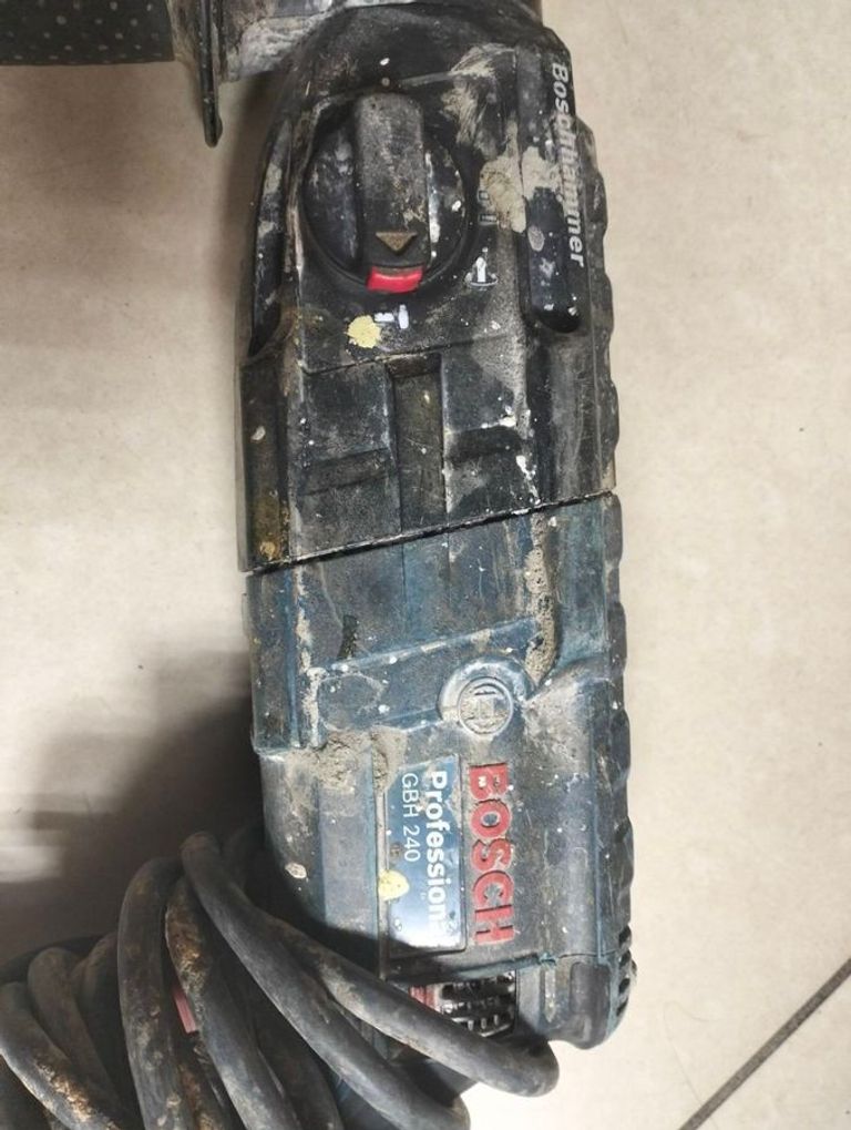 Распродажа Bosch gbh 240, продавец Техноскарб