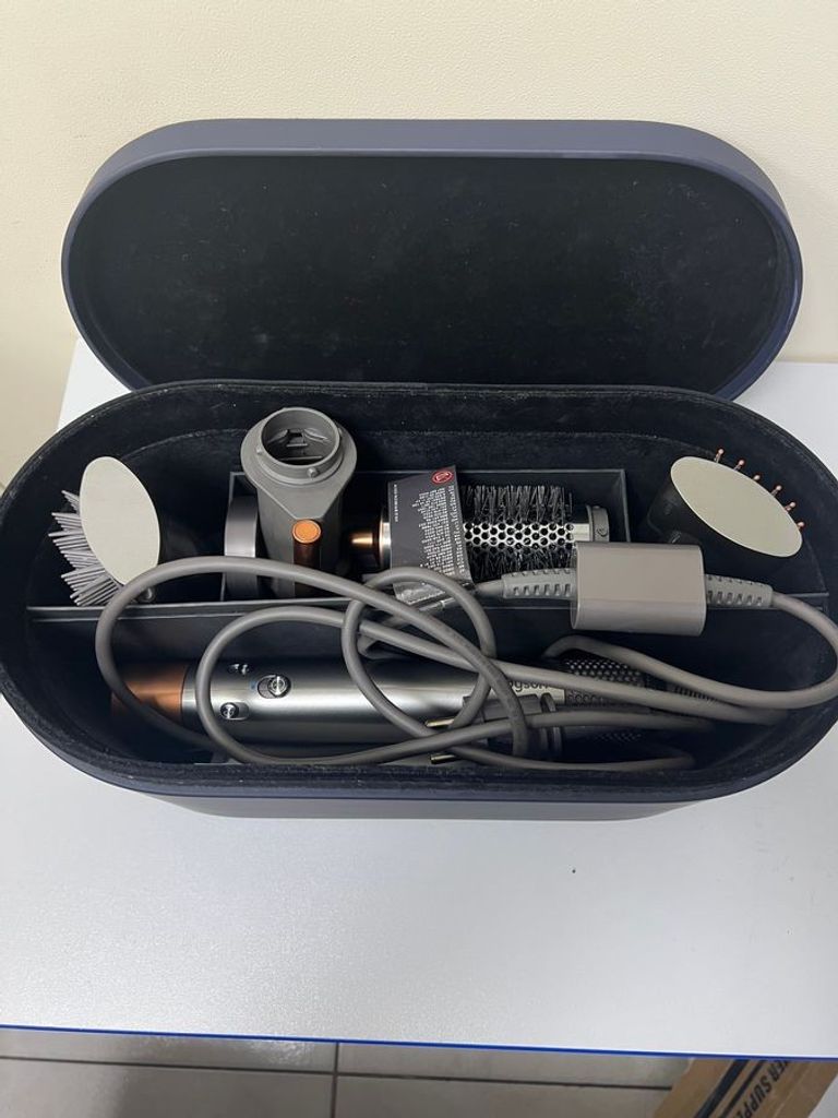 Оголошення Dyson airwrap hs05 complete long nickel/copper Б/У