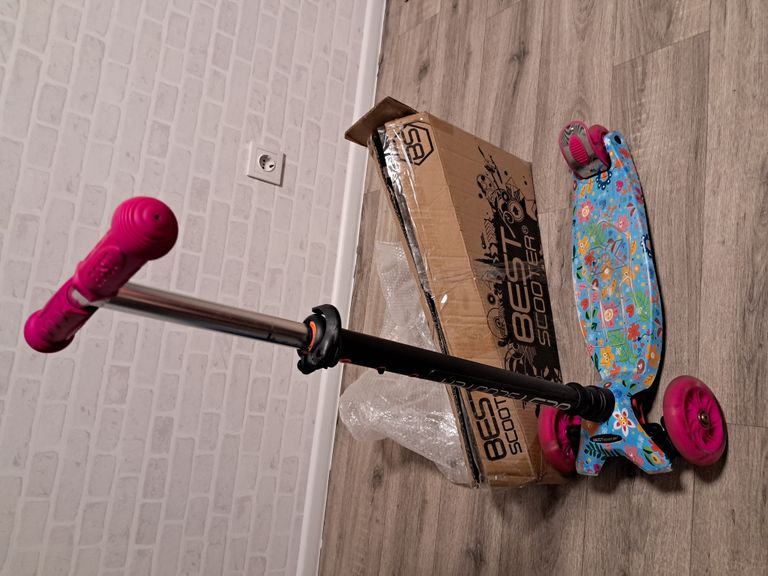 Купить Самокат детский для мальчика и девочки - Best Scooter Б/У