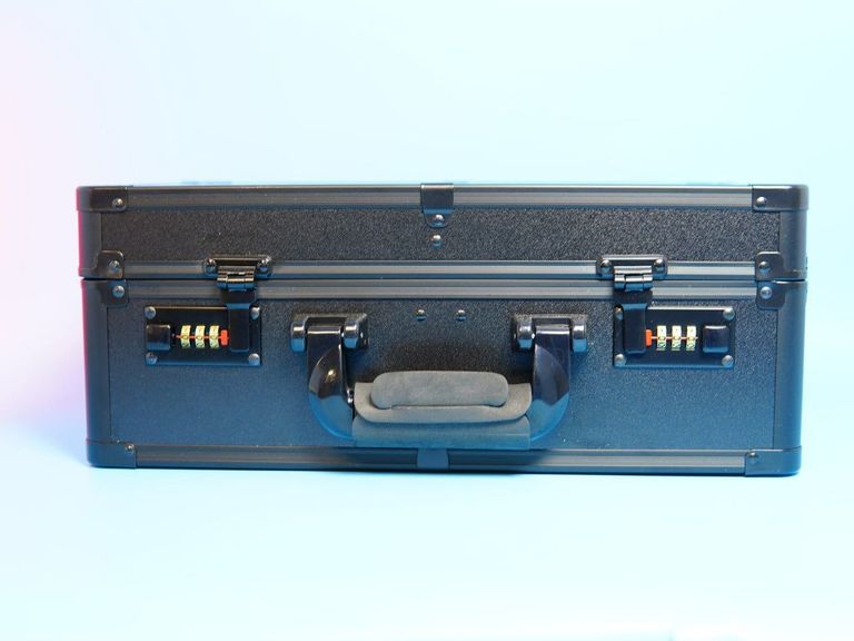 Бьюті кейс валіза для перукаря барбера з кодовим замком пластик чорний 40х27х15см. Новий.  Код:null. Зображення 8