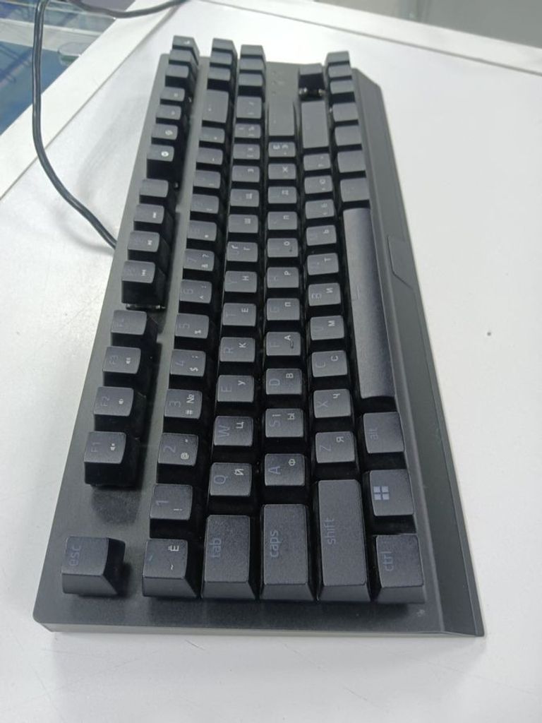 Дешево Razer blackwidow v3 tkl з ломбарду