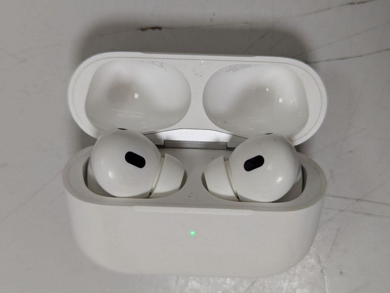 Apple airpods pro 2nd generation with magsafe charging case usb-c Код:01-200858894. Зображення 10