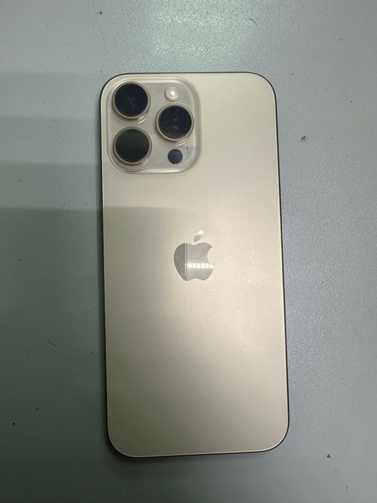 Дешево Apple iphone 16 pro max 256gb з ломбарду