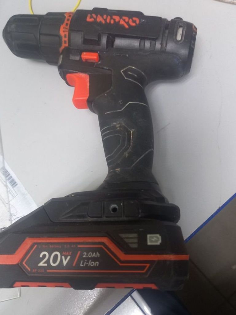 Оголошення Dnipro-M cd-218 1акб 2ah зп Б/У