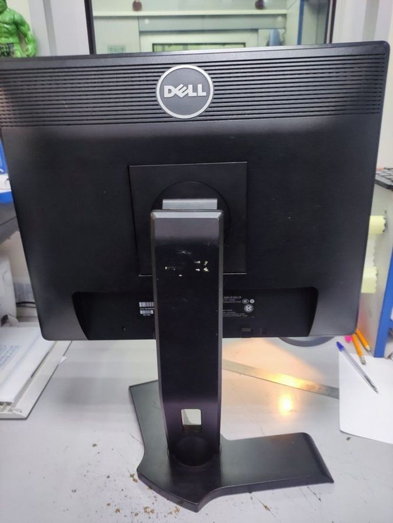 Купить Dell p1913sb Б/У