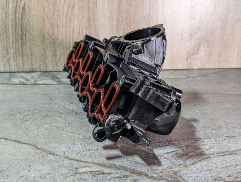 Дешиво AUDI SKODA VW 2.0 TDi 03L129711AG с ломбарда