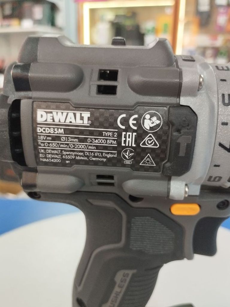 Дешиво Dewalt DCD85MM2T с ломбарда