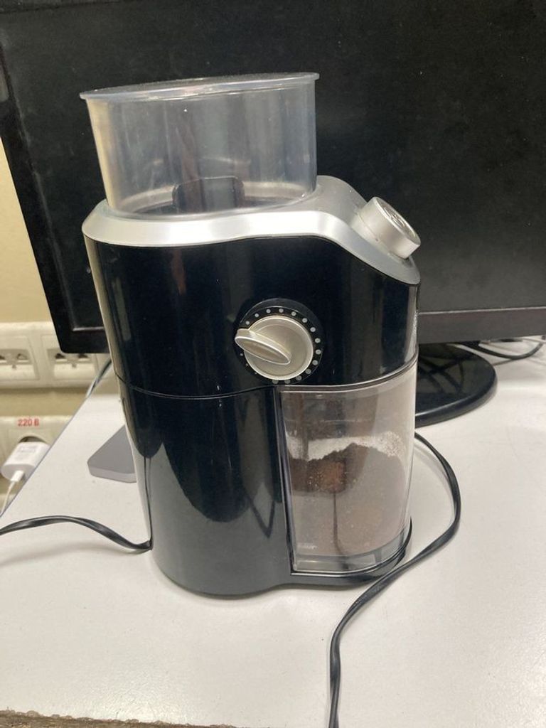 Дешево Russell hobbs Classic Coffee Grinder 23120-56 з ломбарду