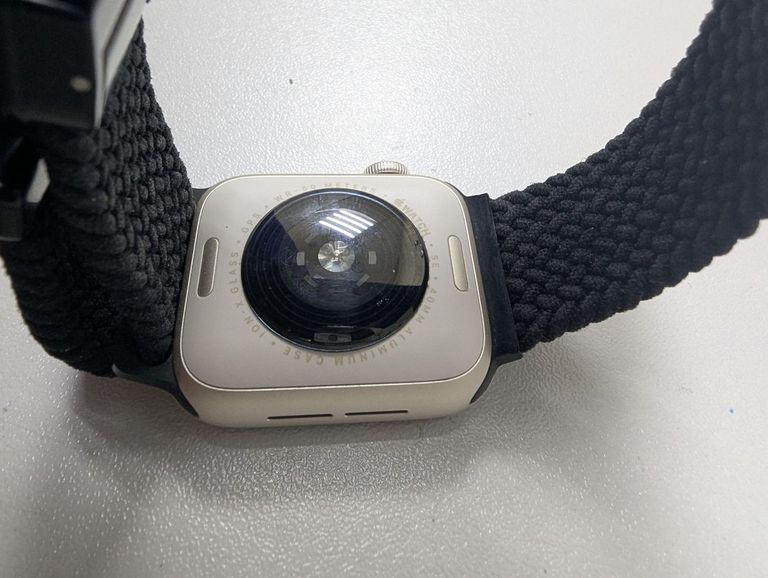 Дешево Apple watch se 2 gps 40mm aluminium case з ломбарду