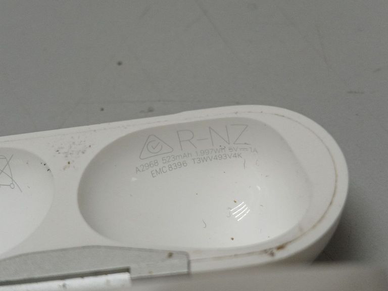 Дешево Apple airpods pro 2nd generation magsafe з ломбарду