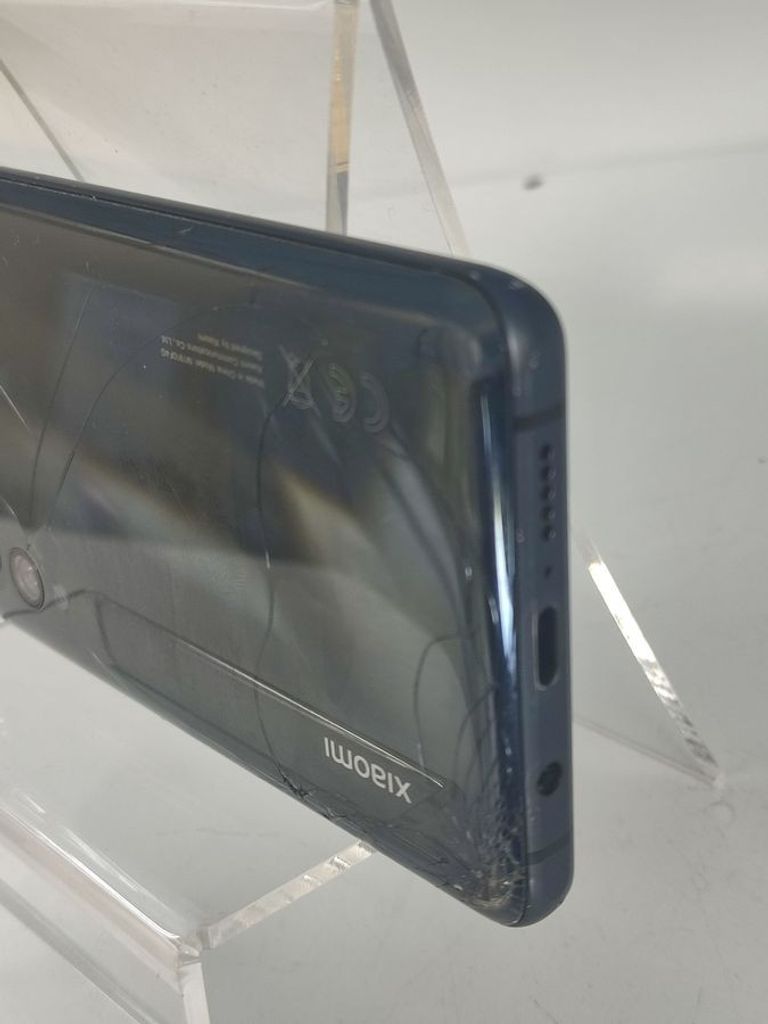 Xiaomi Mi Note 10 6/128GB Green Код:01-200899182. Зображення 5