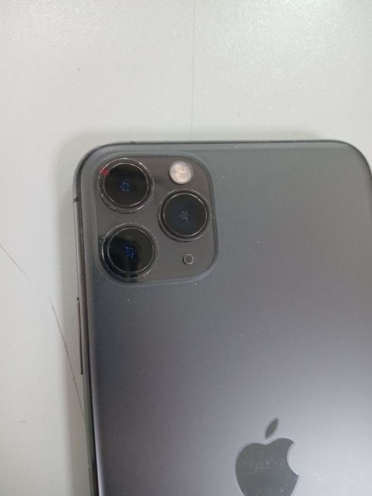 Дешево Apple iphone 11 pro max 64gb з ломбарду