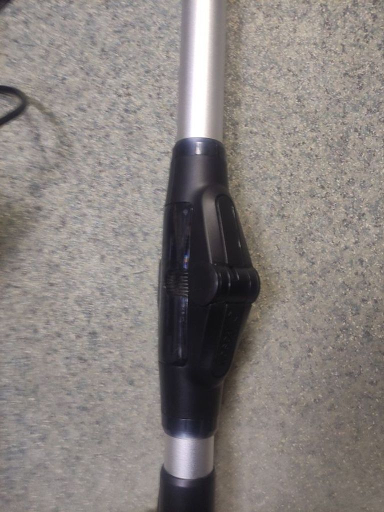 Купити Bosch Unlimited 7 ProHygienic Aqua BCS71HYG2 Б/У