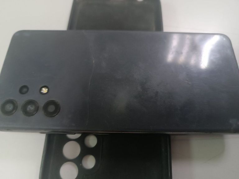 Дешиво Samsung a325f galaxy a32 4/128gb с ломбарда