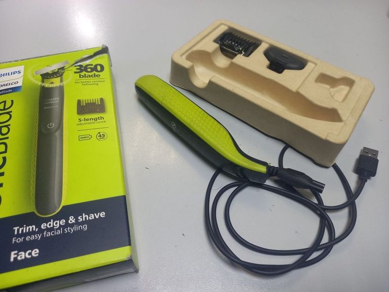 Купить Philips OneBlade 360 QP2724/31 Б/У