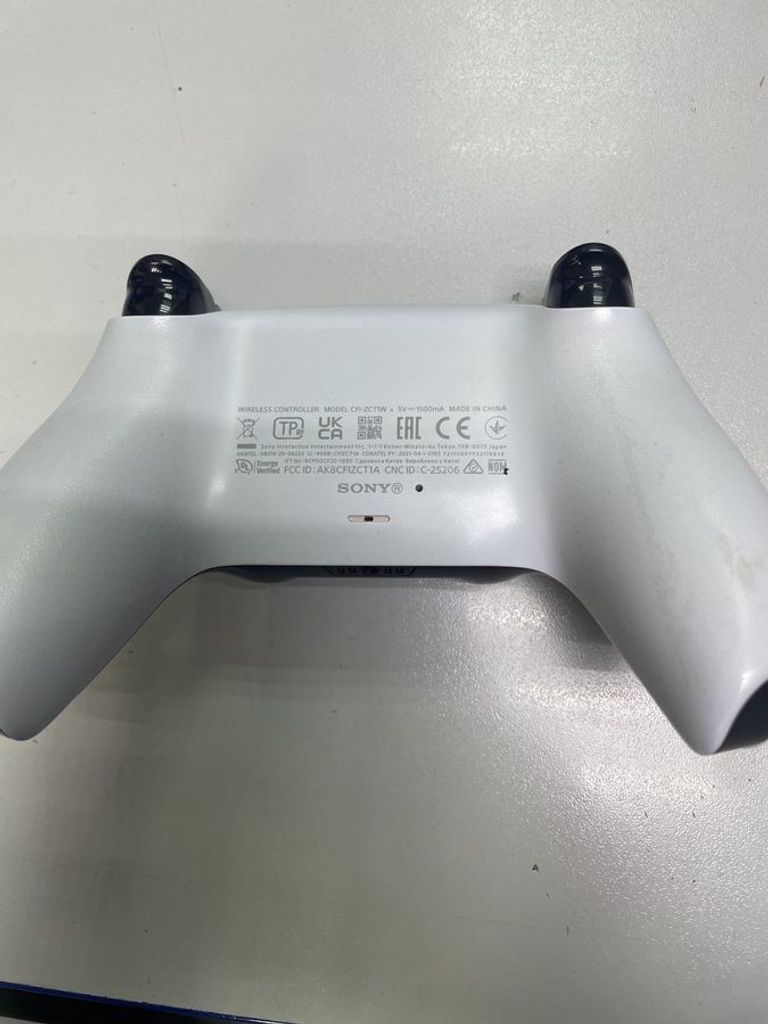 Оголошення Sony DualSense Black Б/У