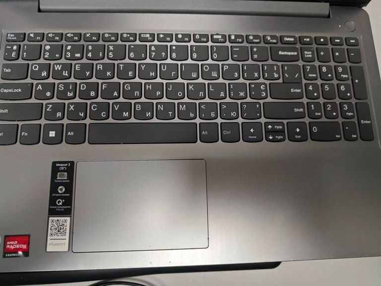 Купити Lenovo 15/ryzen 3 5300u ddr4/8gb ddr4/hdd *відсутній/ssd 240 gb/*інтегрована Б/У