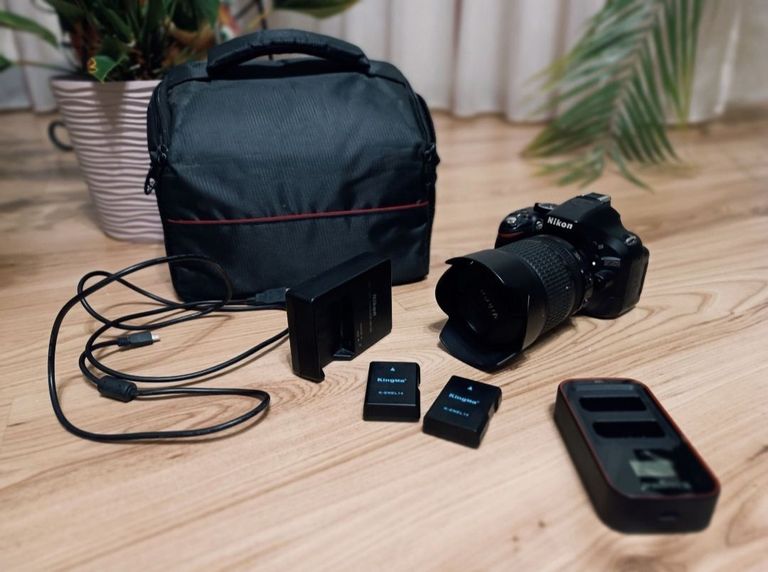 Купить Nikon d5200 kit af-s nikkor 18-105mm 1:3.5-5.6g ed Б/У