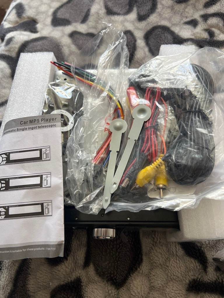 Дешево CML-PLAY MP5, висувний екран, MirrorLink, USB, FM з ломбарду