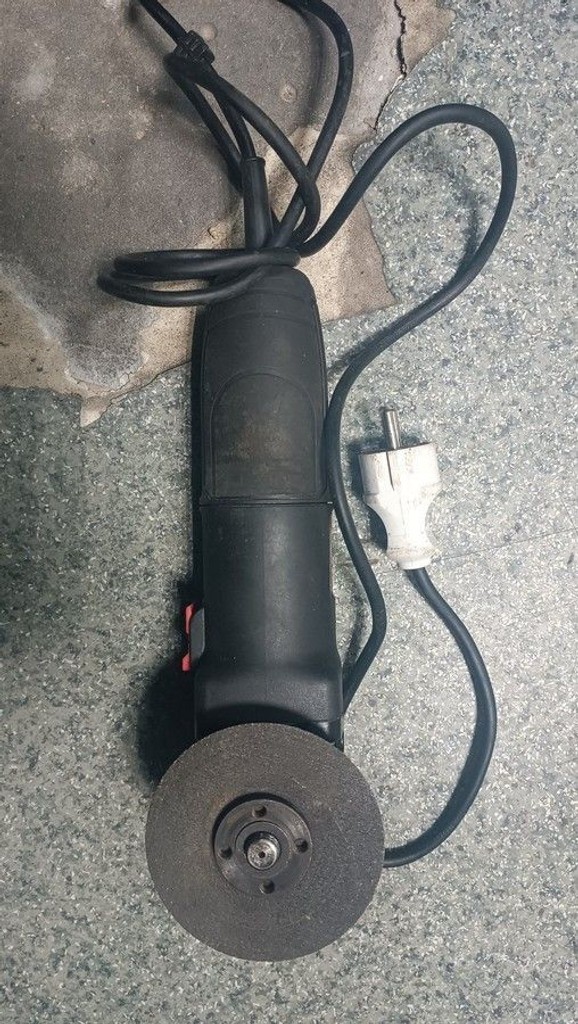 Дешево Baumaster AG-9012BE з ломбарду
