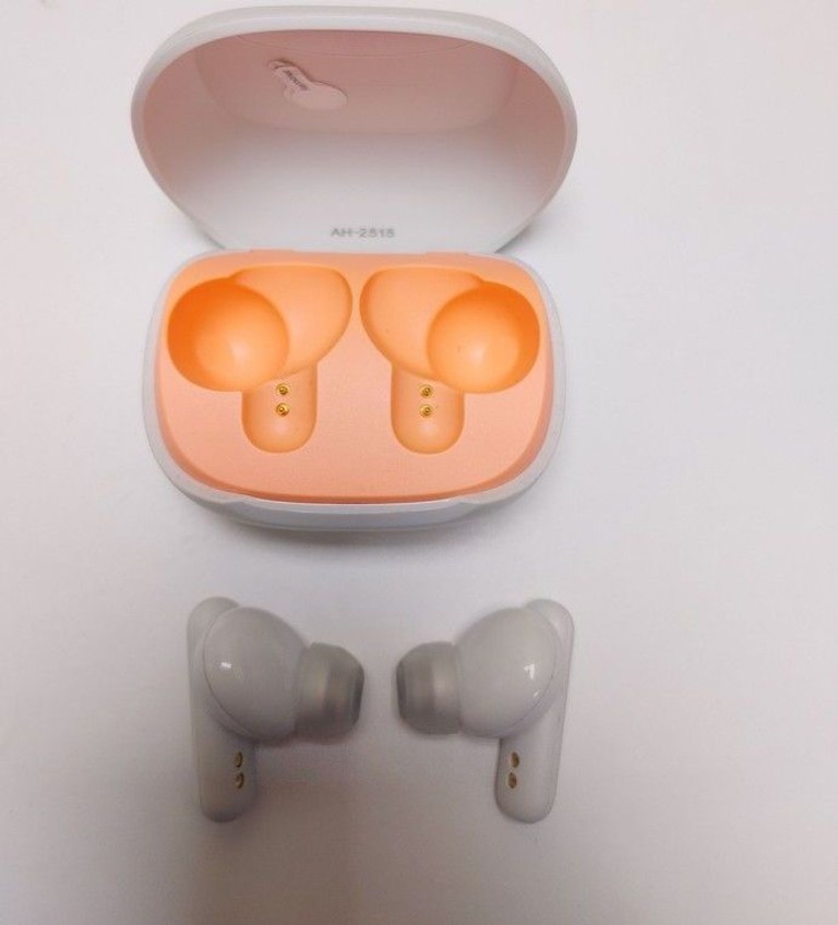 Купить Skullcandy Smokin Buds Bone/Orange (S2TAW-S951) Б/У