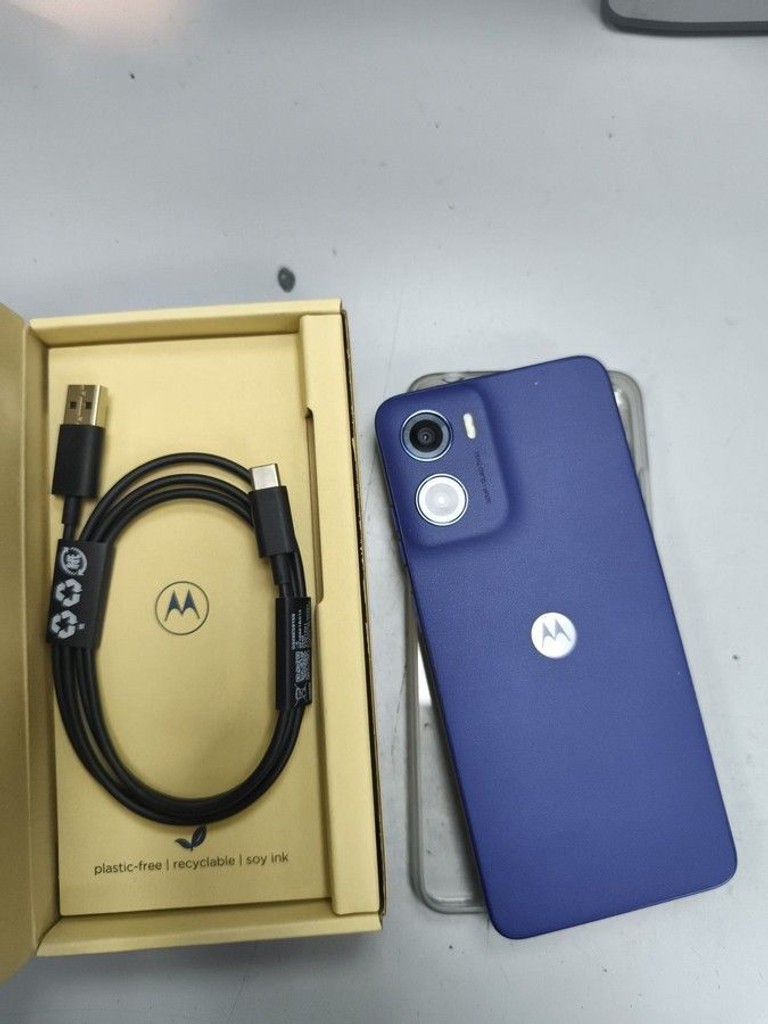 Дешево Motorola moto e15 2/64gb з ломбарду