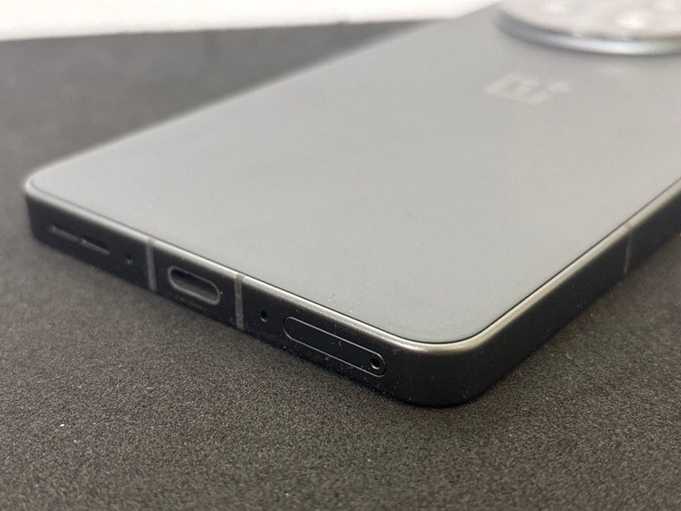 Розпродаж Oneplus 13r 12/256gb, продавець Техноскарб