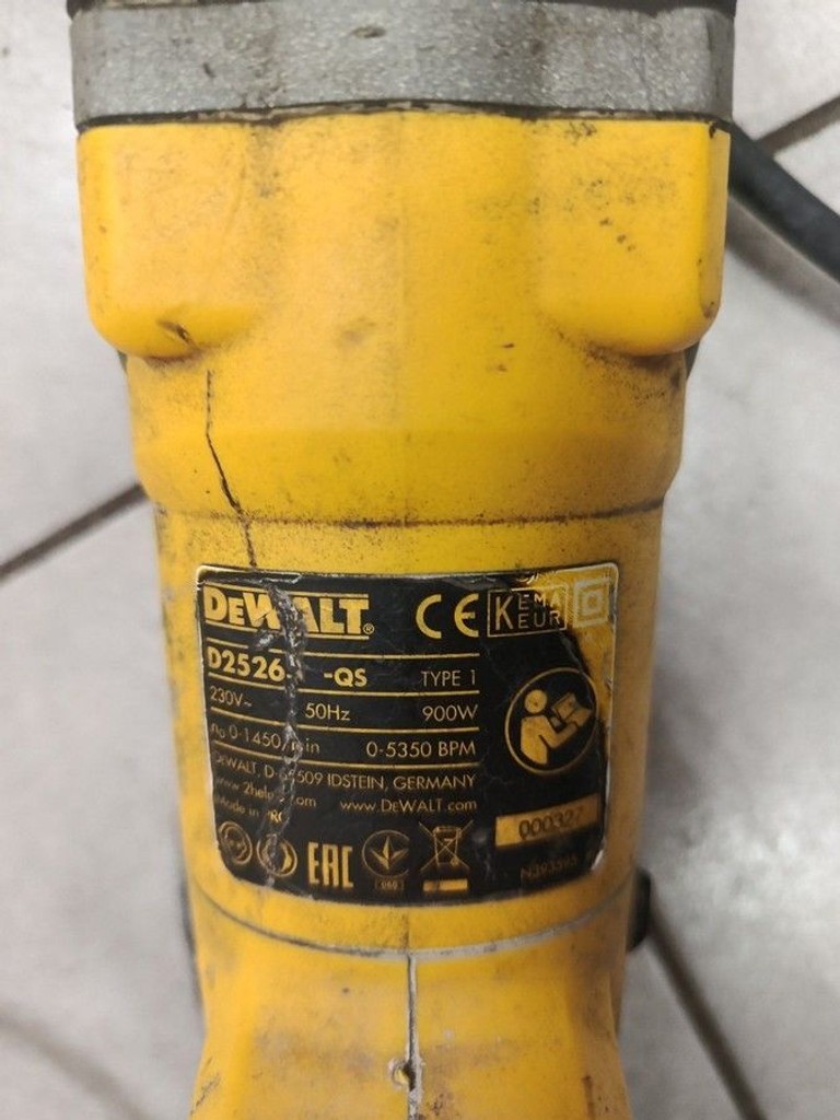 Купити Dewalt D25263K Б/У