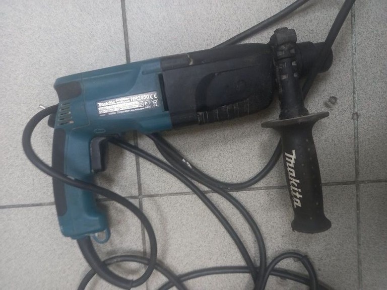 Дешиво Makita hr2450 с ломбарда