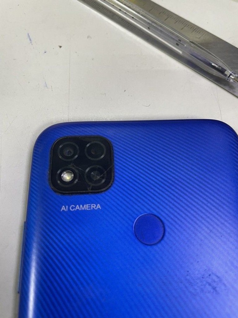 Дешево Xiaomi redmi 9c nfc 2/32gb з ломбарду