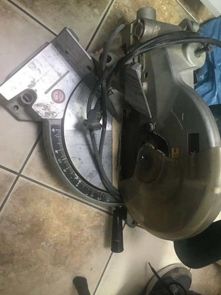 Оголошення Makita LH1040 Б/У