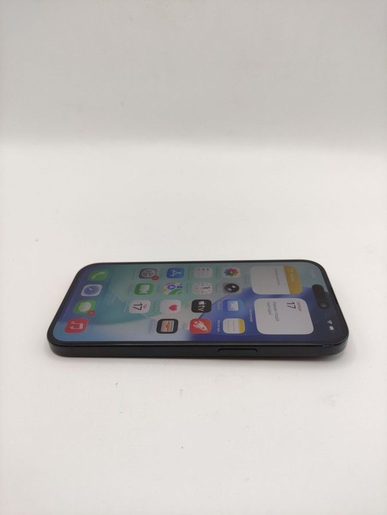 Apple iPhone 15 128GB Green Код:01-200994831. Зображення 10